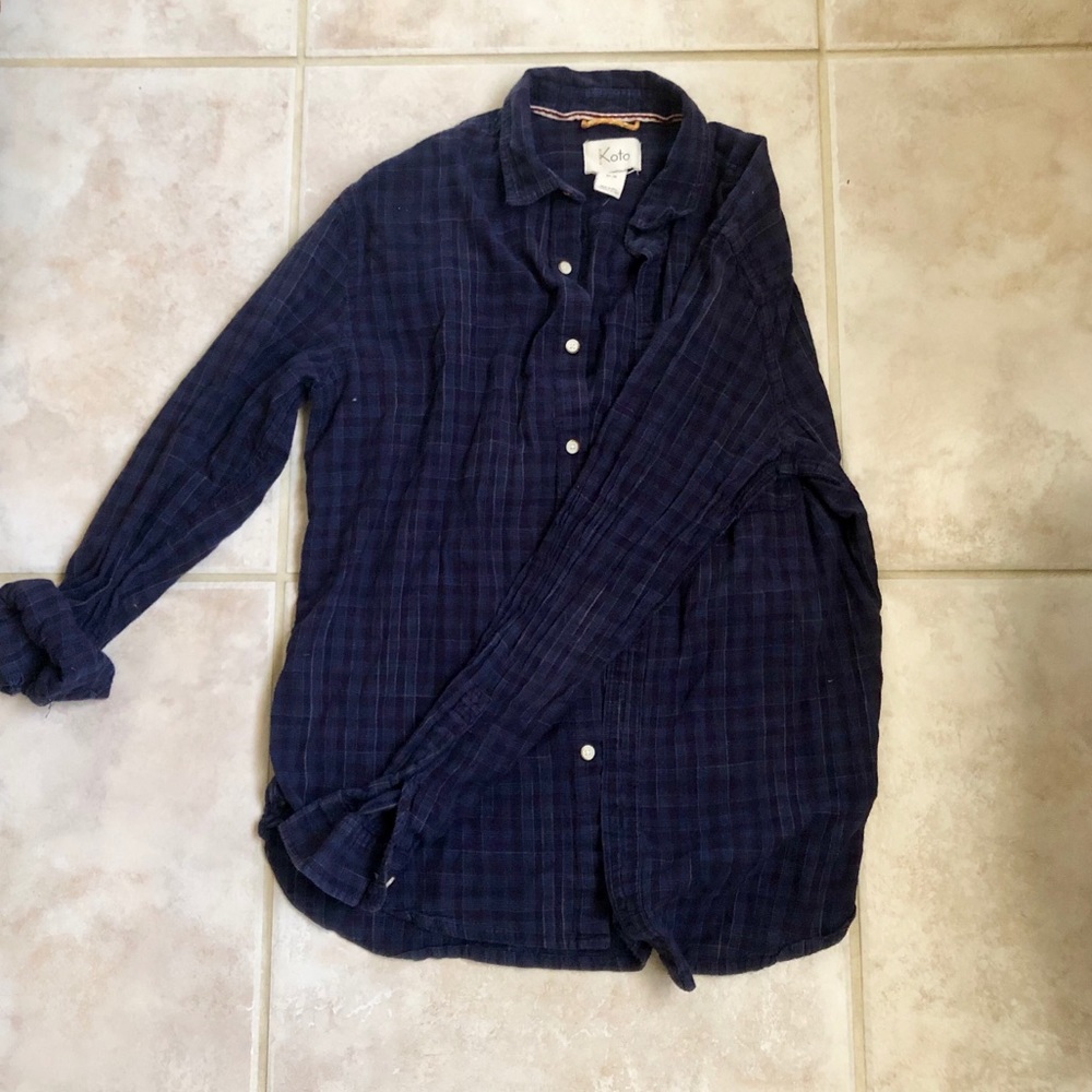 Navy blue, lightweight fannel long sleeve